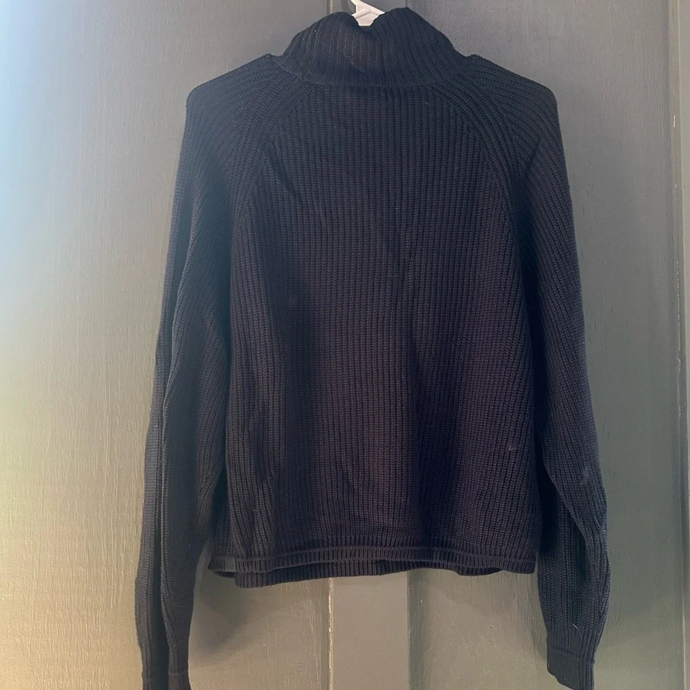 Lululemon Sweater - 8 - Navy - Picture 3 of 5